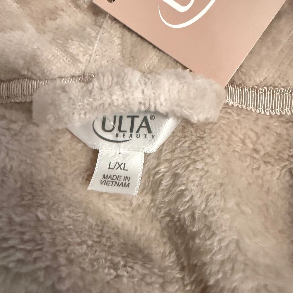 Ulta Lounge Plush Waffle Knit Robe Bathrobe Beige Cozy Loungewear Large XL - Picture 9 of 10